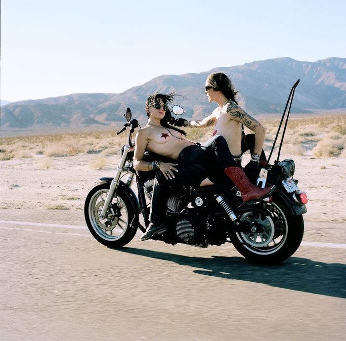 Girls on a motorcycle in Puente Alto