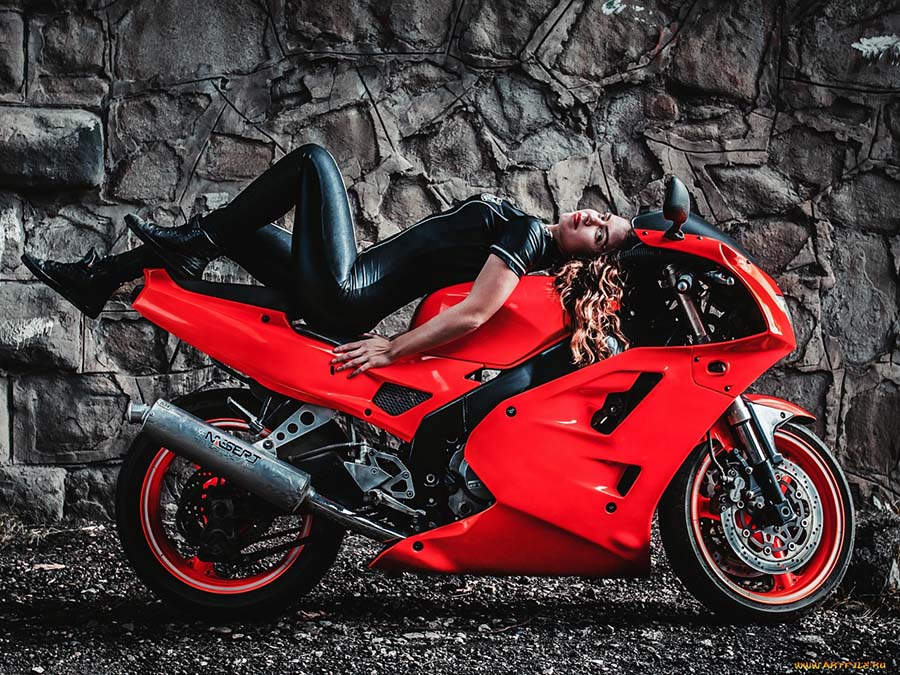 Beautiful girl Beautiful girls and motorcycles in Puente Alto