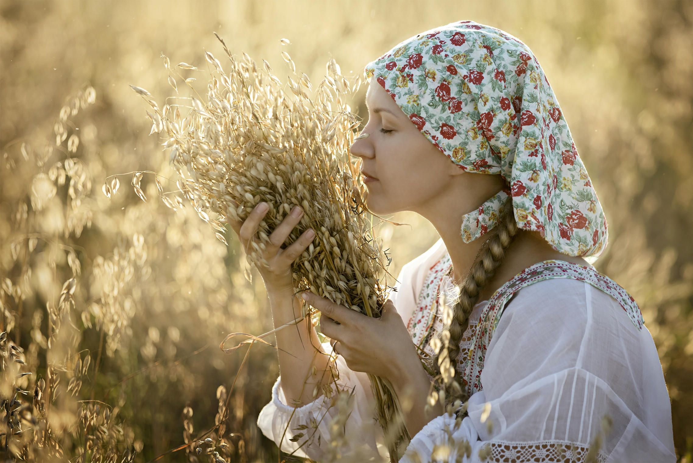 Photo Women in Slavic costumes in Puente Alto
